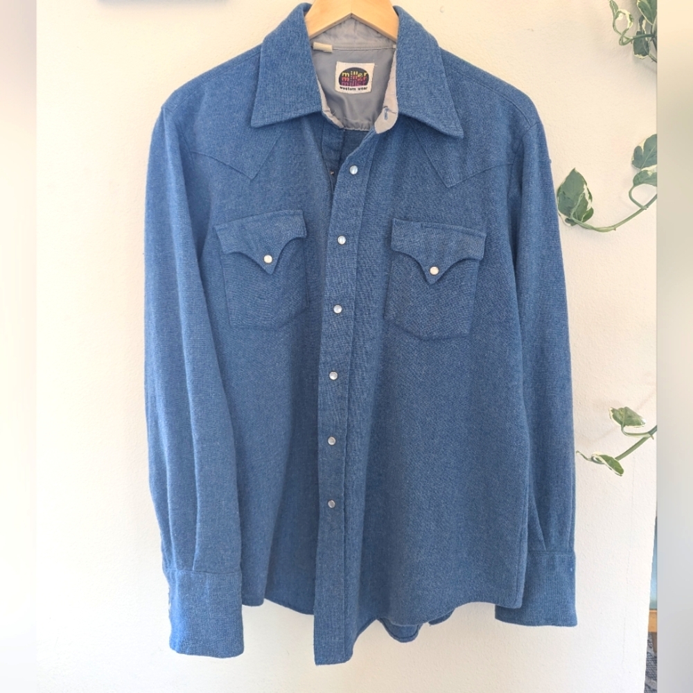 Vintage western pearl snap button down